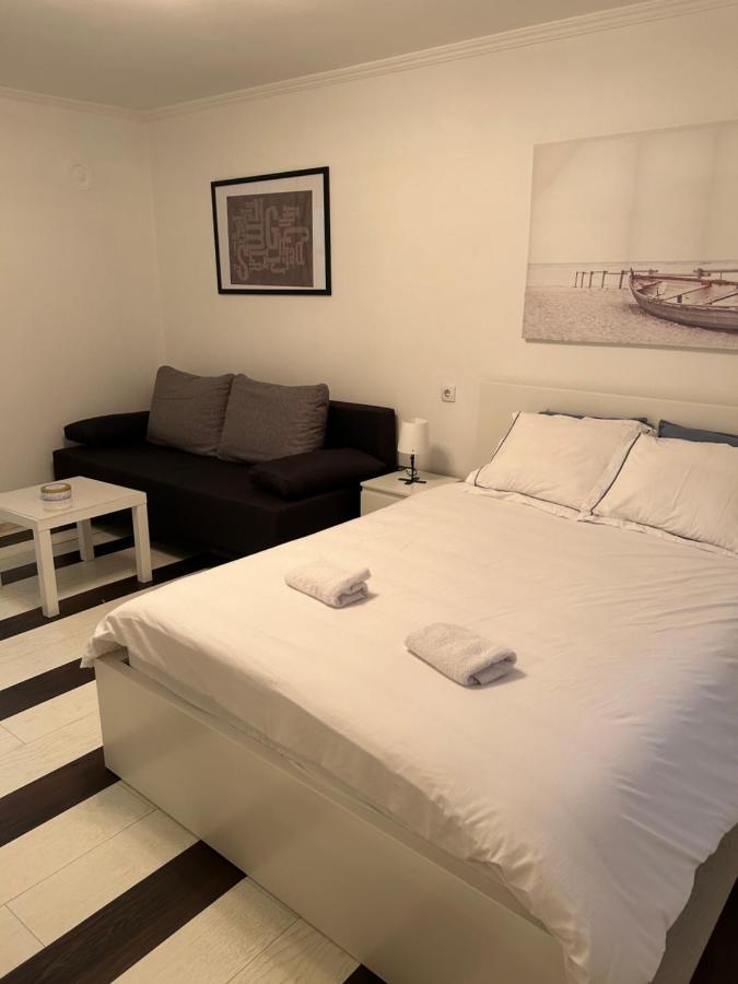 Lana Apartman Белград Экстерьер фото